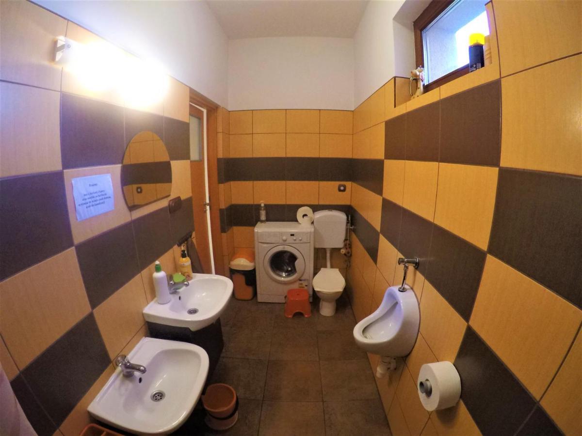 Pokoje Goscinne, Mieszkanie Na Wynajem W Swidniku K Lublina Esterno foto