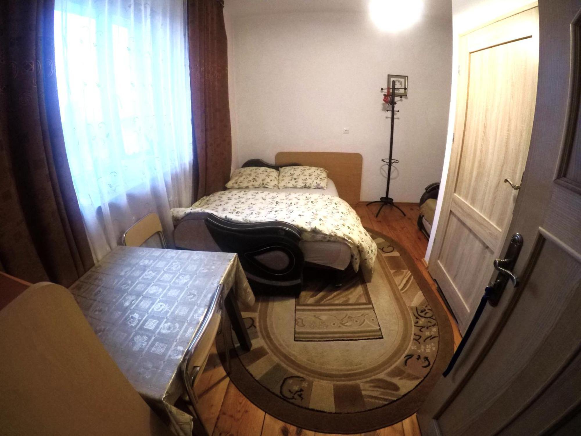 Pokoje Goscinne, Mieszkanie Na Wynajem W Swidniku K Lublina Esterno foto